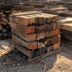 Dormente de Madeira Cortado Para Pisada de Jardim e Escada